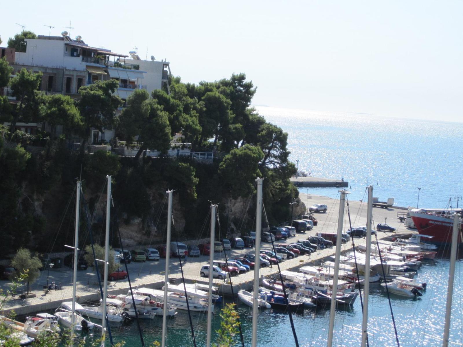 Kavos Hotel Patitiri  Exterior photo